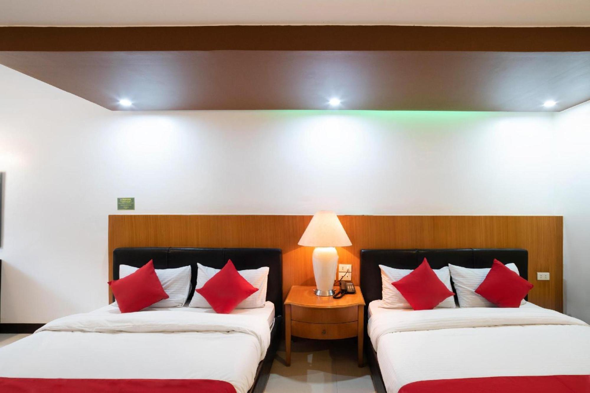 Oyo 195 Ranchotel - Binan מראה חיצוני תמונה